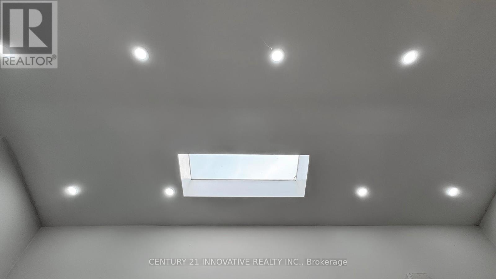 Photo 10 of 140 Benleigh Drive, Toronto ON
