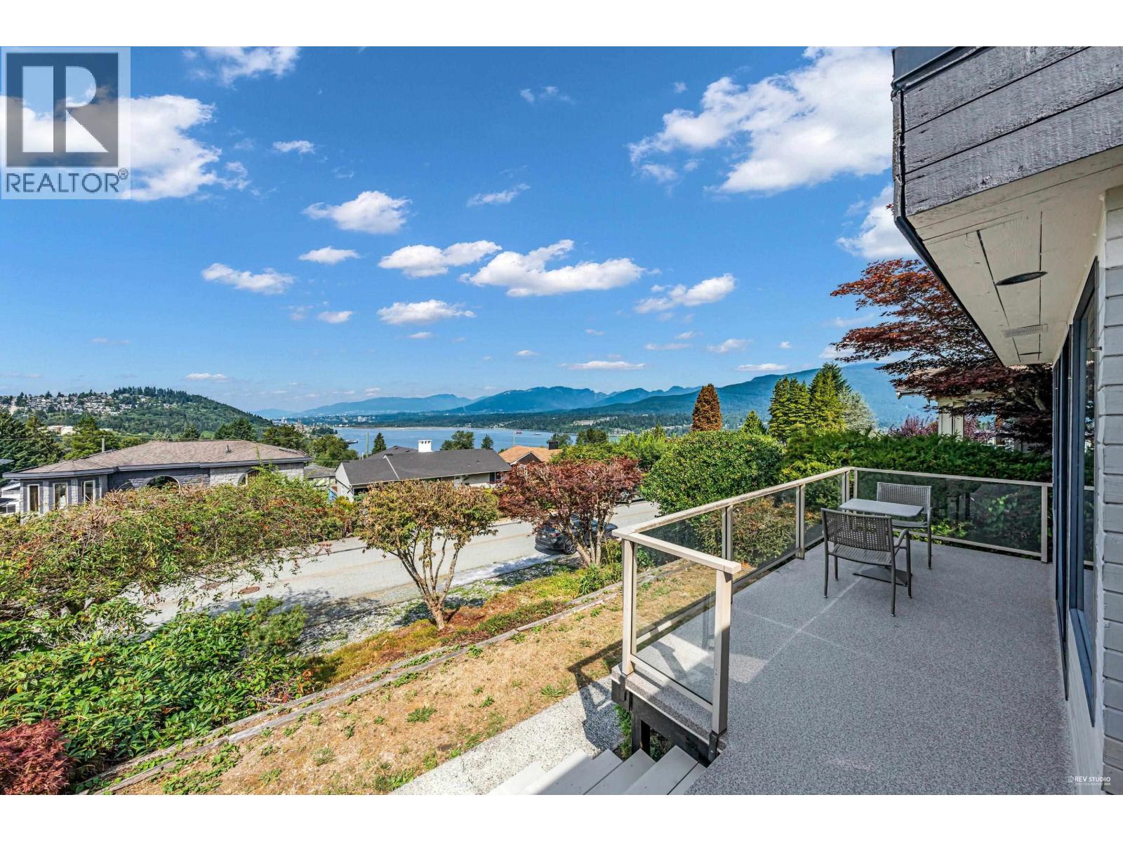 Photo 36 of 7238 Braeside Drive, Burnaby BC