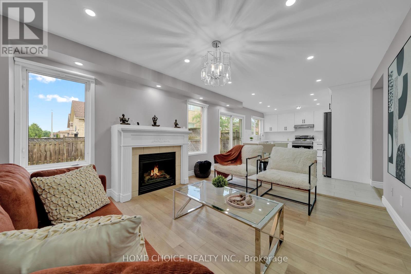 Photo 13 of 106 Brighton Road N, Barrie ON
