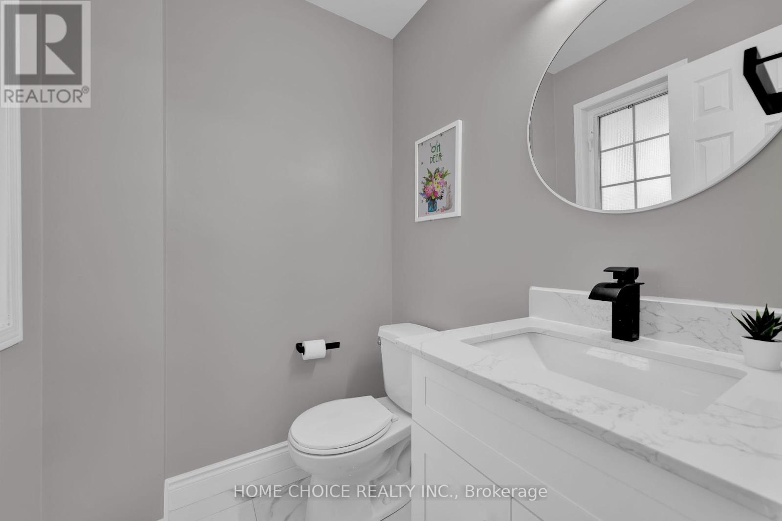 Photo 34 of 106 Brighton Road N, Barrie ON