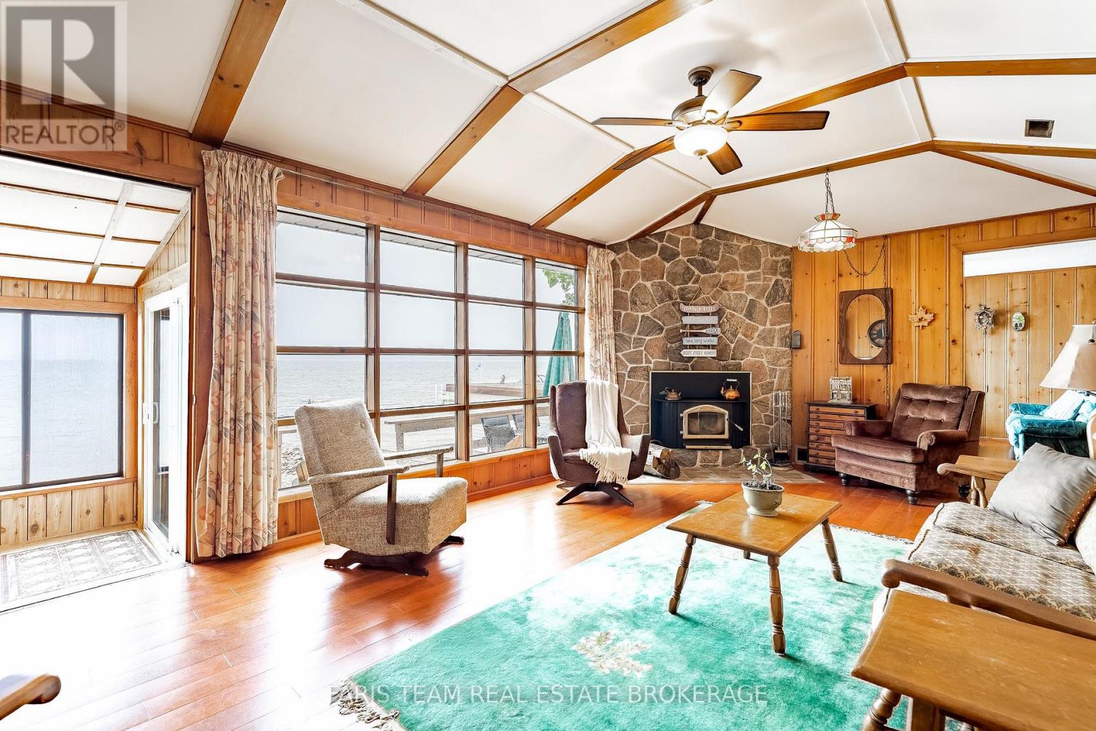 Photo 11 of 1697 Champlain Road, Tiny ON
