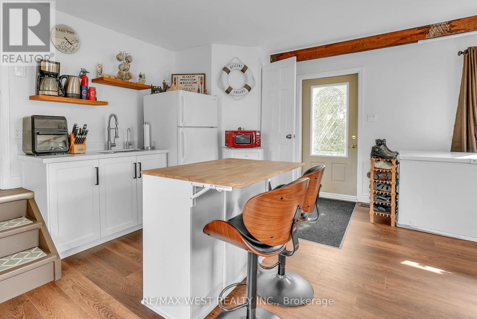 Photo 4 of 193 Gouett Street, Tay ON