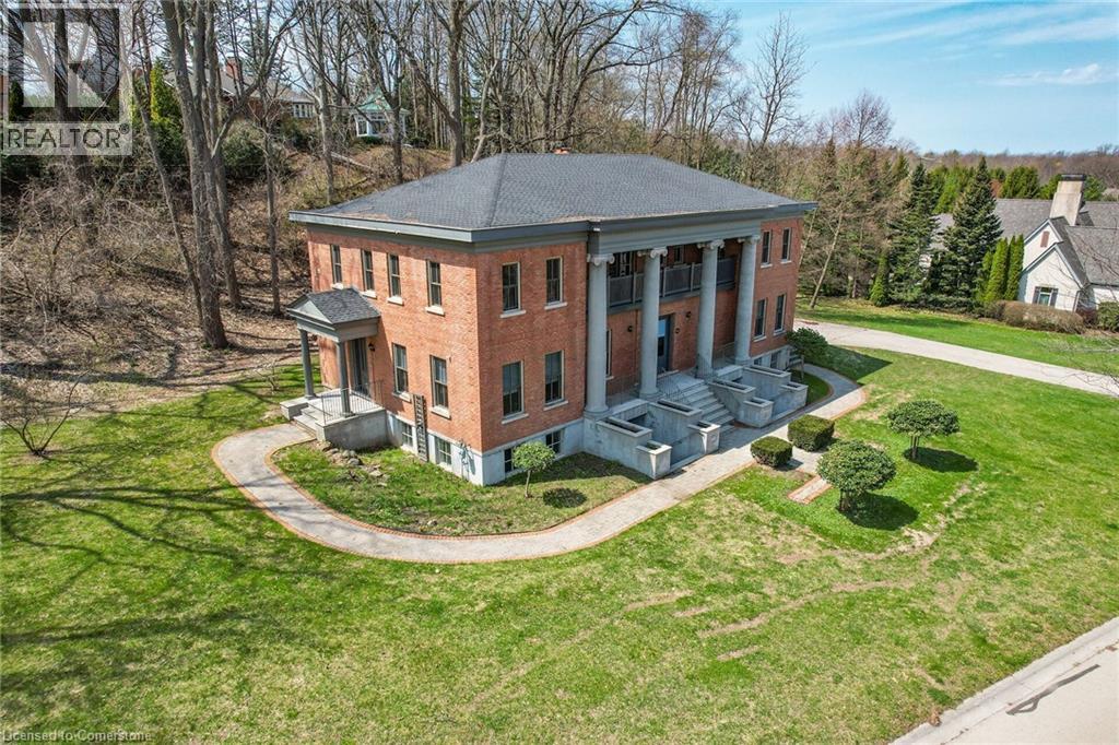 Photo 2 of 6638 Calaguiro Drive, Niagara Falls ON