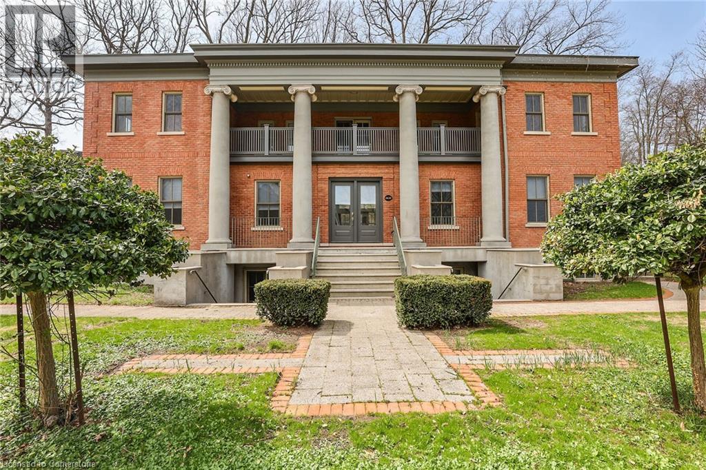 Photo 3 of 6638 Calaguiro Drive, Niagara Falls ON