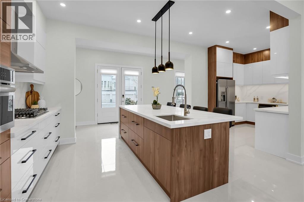 Photo 10 of 6638 Calaguiro Drive, Niagara Falls ON