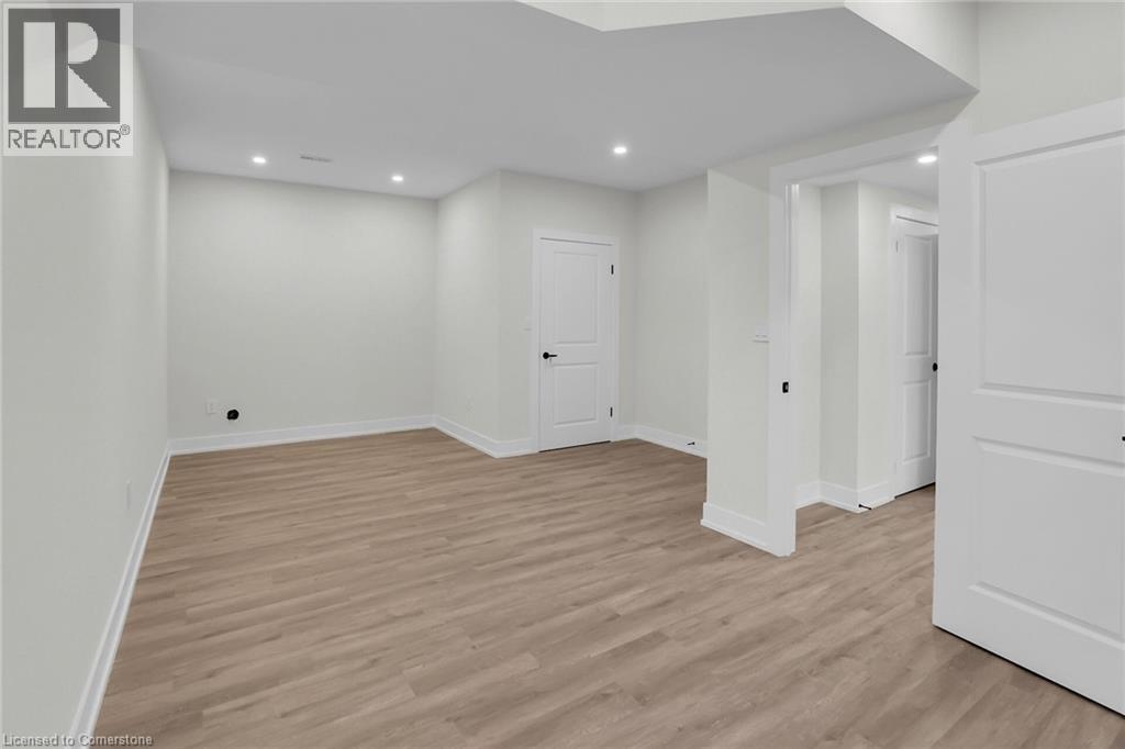 Photo 40 of 6638 Calaguiro Drive, Niagara Falls ON
