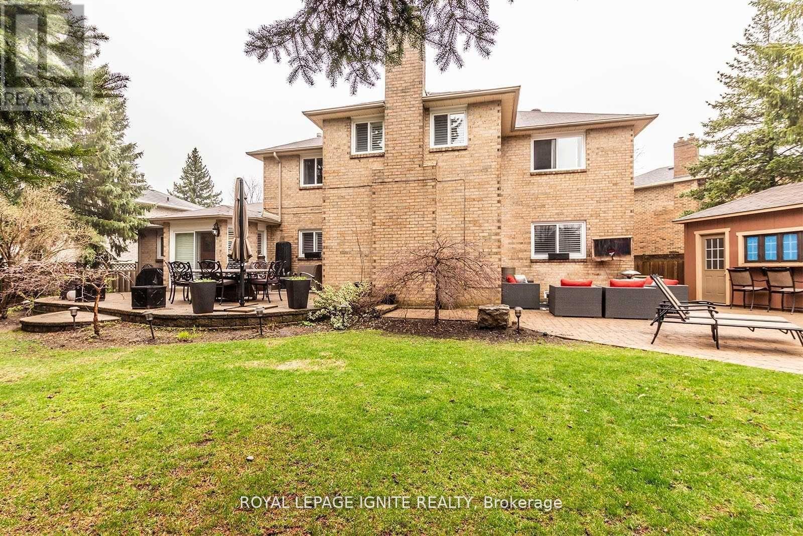 Photo 11 of Main Second 16 Chalmers Court, Brampton ON