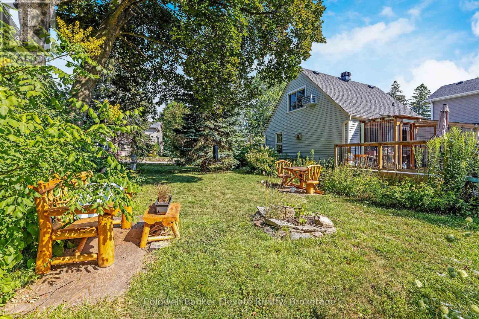 Photo 28 of 12 Churchill Crescent, Halton Hills ON