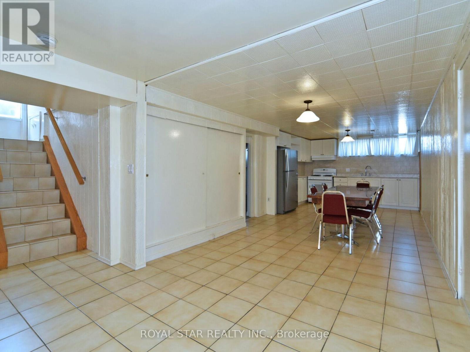 Photo 28 of 25 Diana Drive, Toronto ON