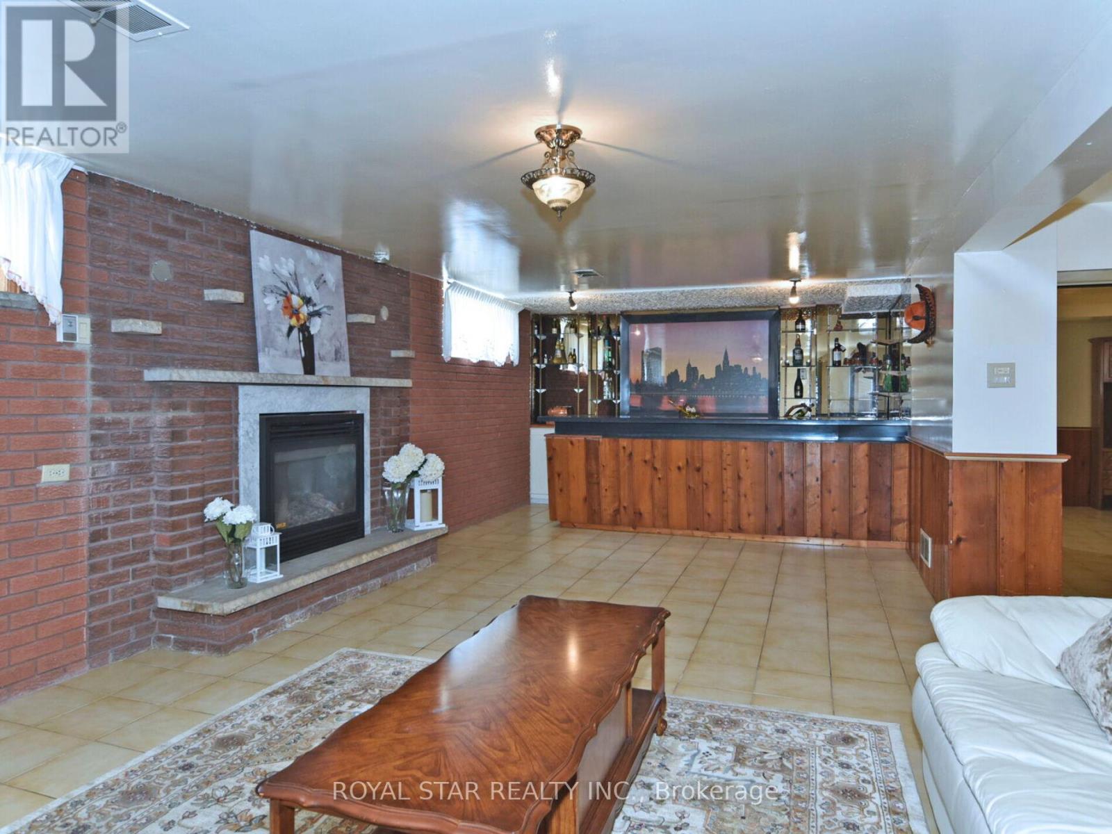 Photo 39 of 25 Diana Drive, Toronto ON