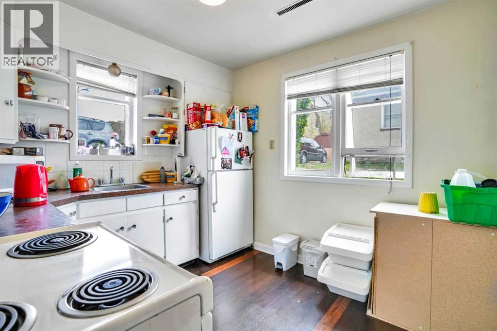 Multi-family House for Sale in   Avenue NW Tuxedo Park Calgary 