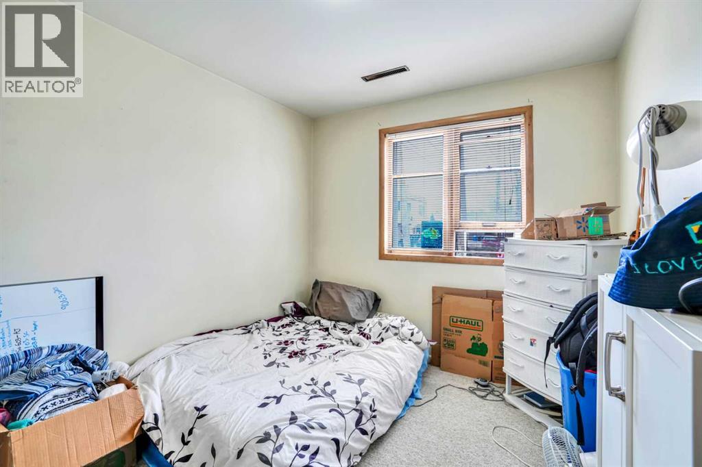 Multi-family House for Sale in   Avenue NW Tuxedo Park Calgary 