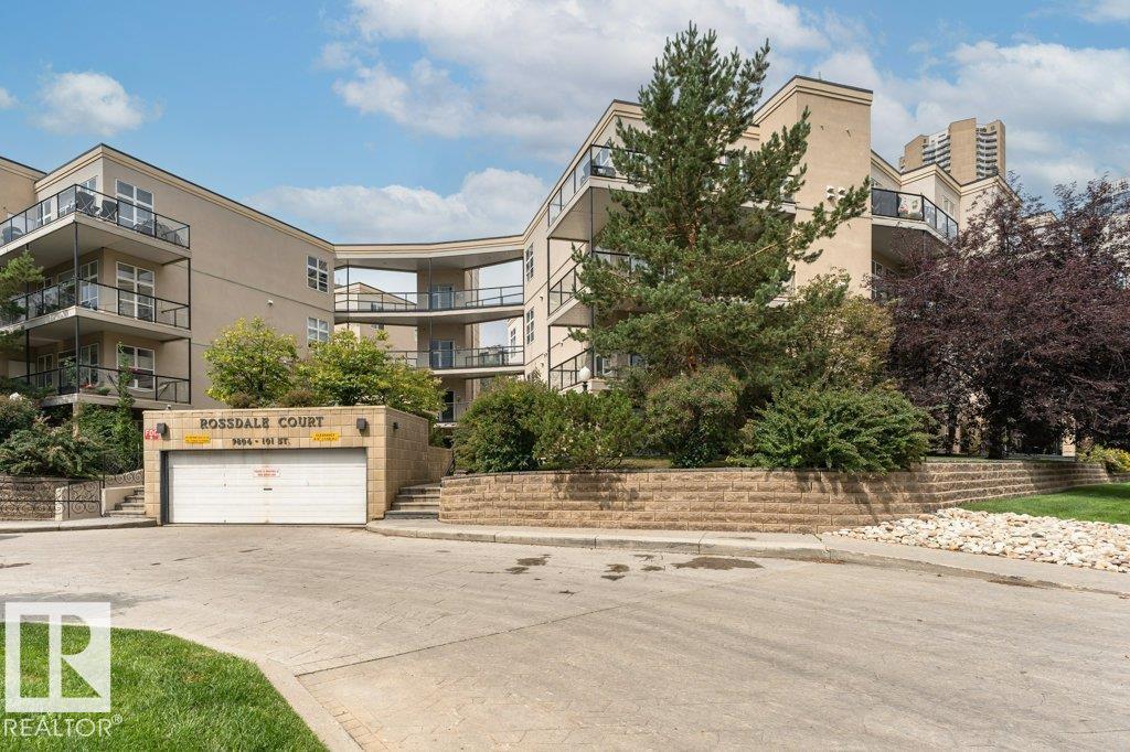 Photo 8 of 418 9804 101 St Nw, Edmonton AB