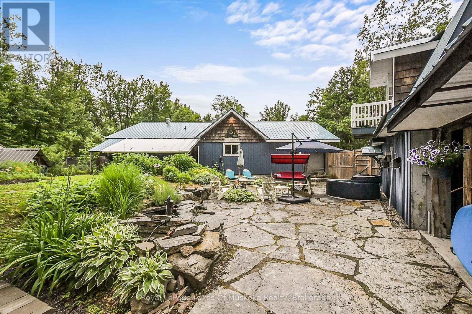 Photo 41 of 1005 Kirbys Beach Road, Bracebridge ON