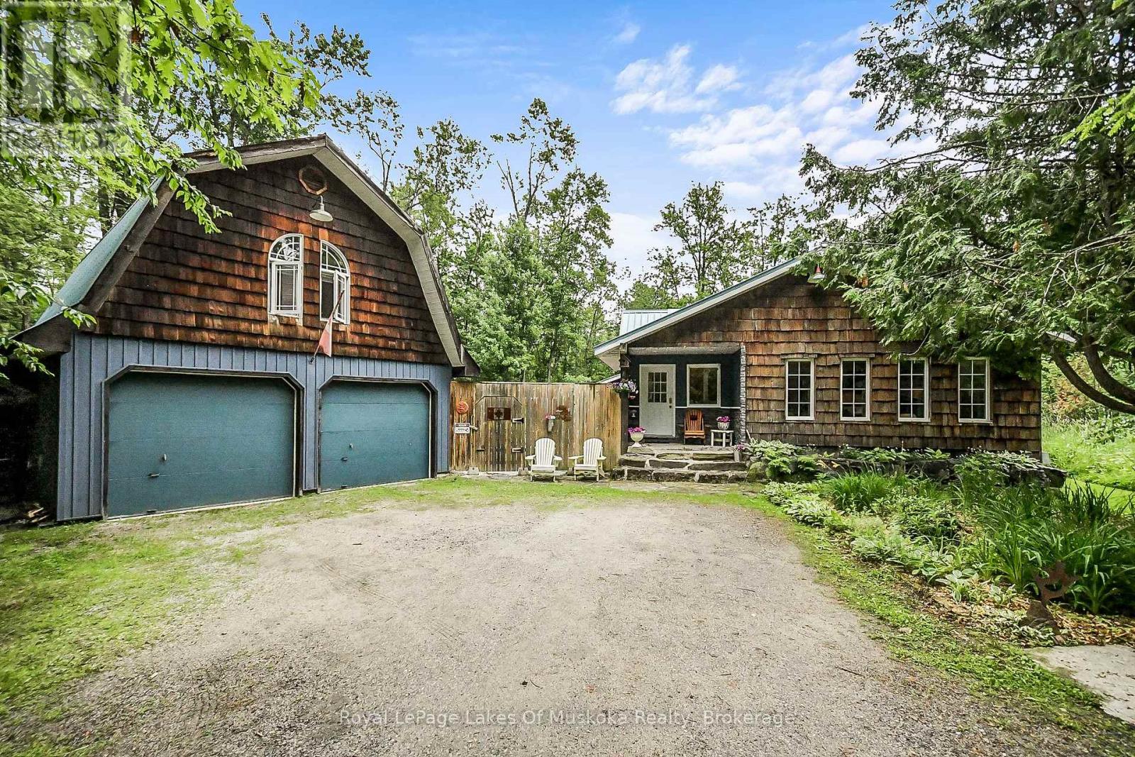 Photo 24 of 1005 Kirbys Beach Road, Bracebridge ON
