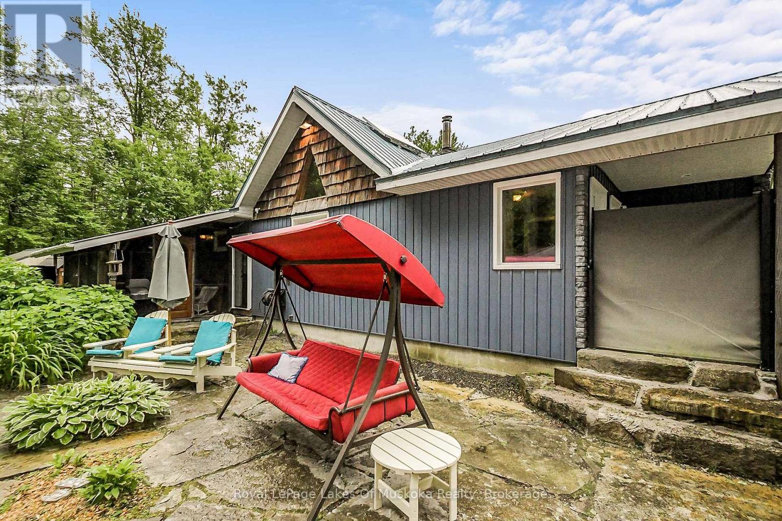 Photo 25 of 1005 Kirbys Beach Road, Bracebridge ON