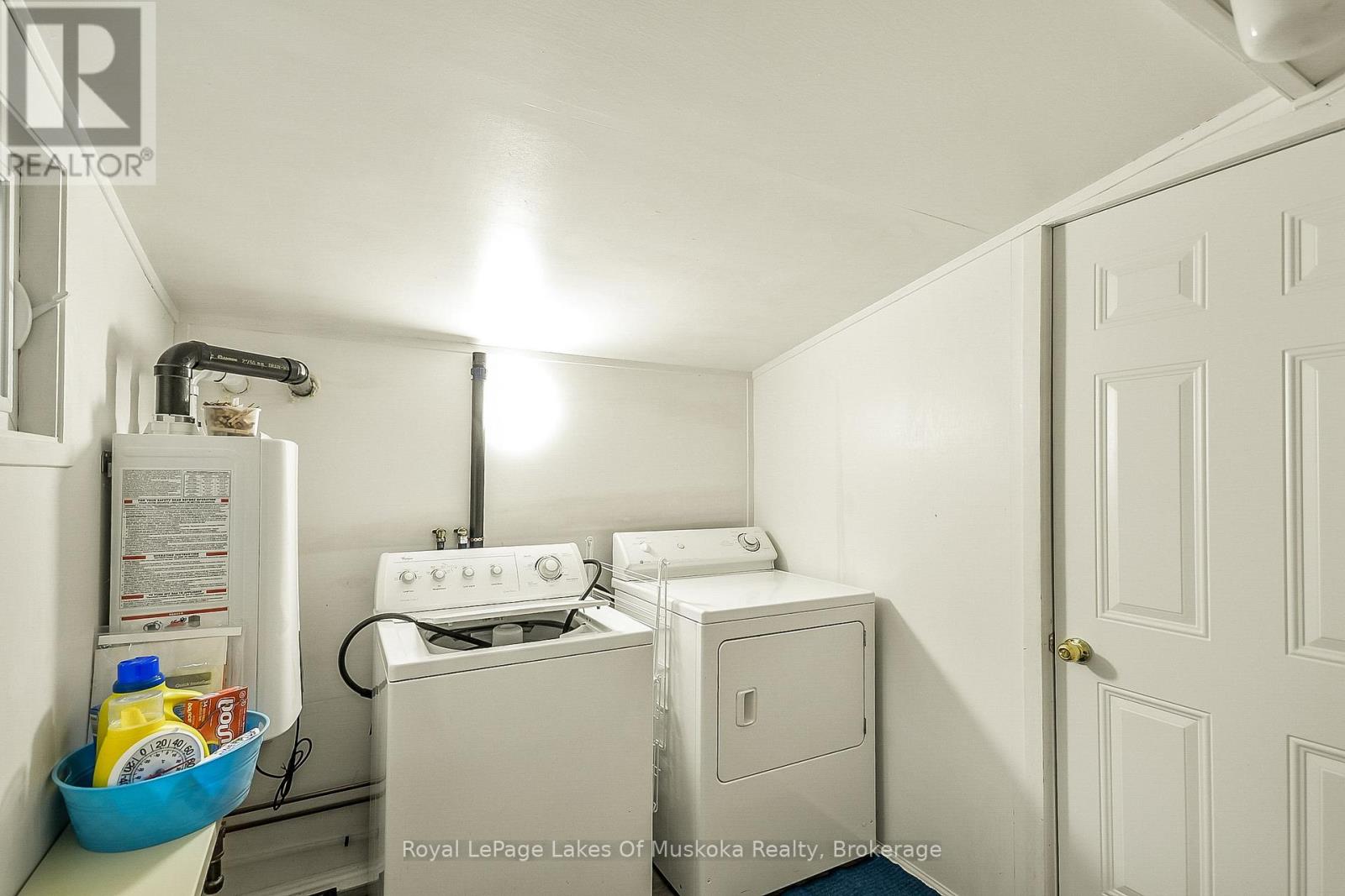 Photo 1 of 1009 Kirbys Beach Road, Bracebridge ON