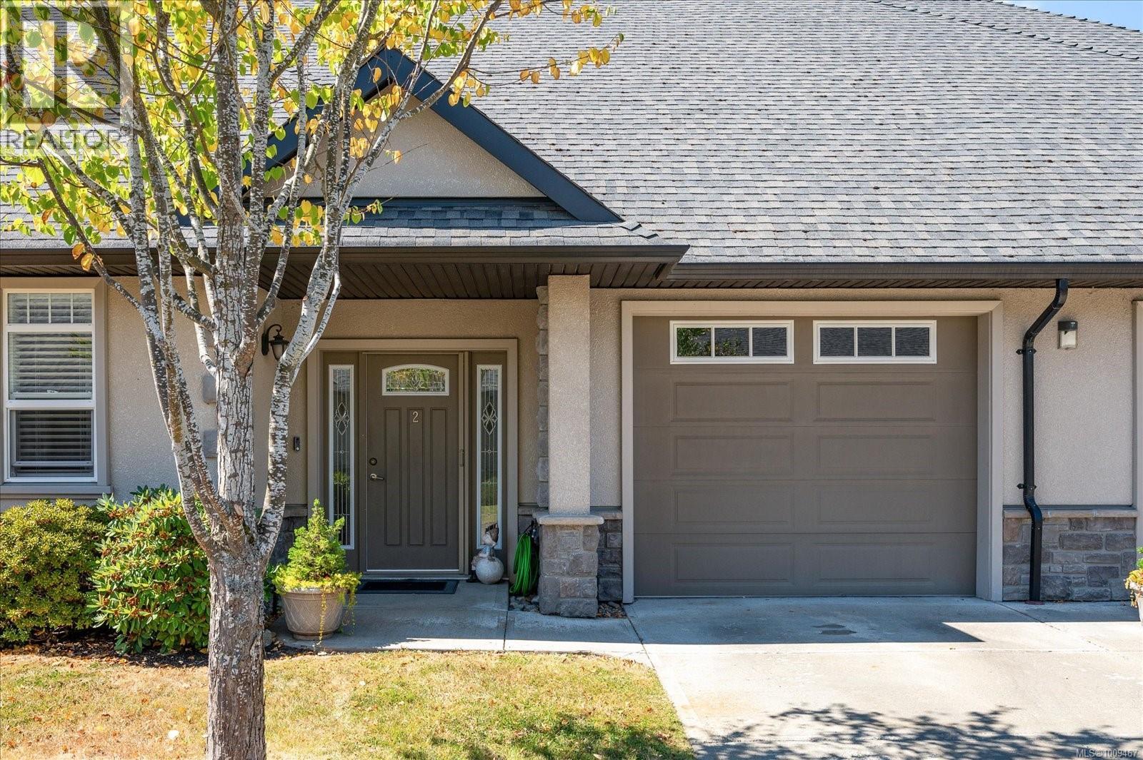 Photo 10 of 2 399 Wembley Rd, Parksville BC