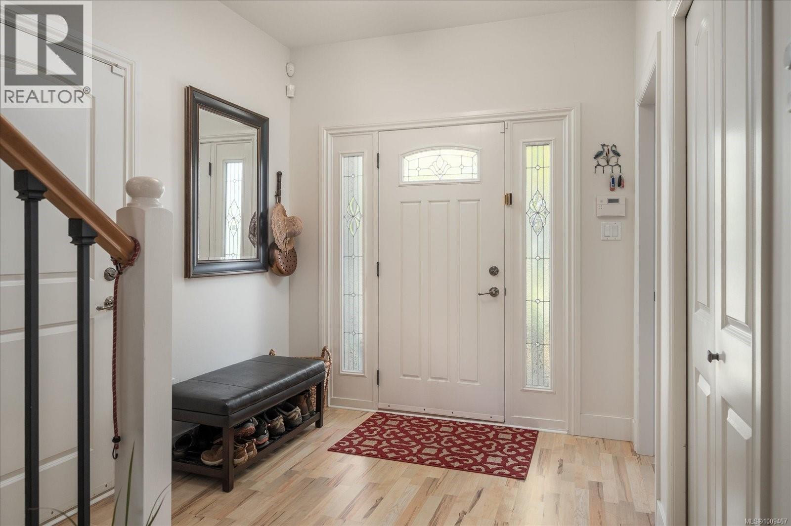 Photo 8 of 2 399 Wembley Rd, Parksville BC