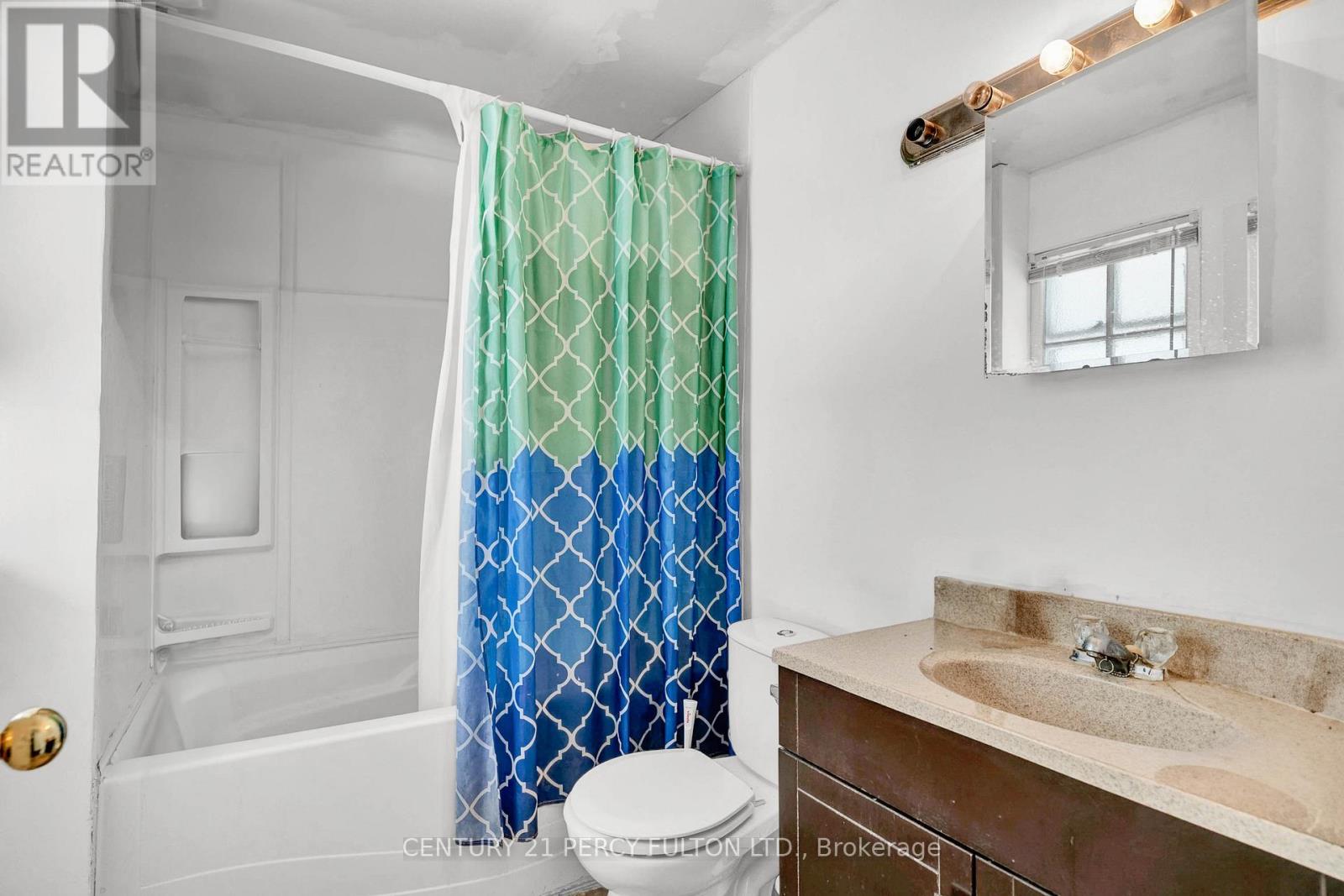 Photo 7 of 253 Princess Elizabeth Crescent, Kawartha Lakes ON
