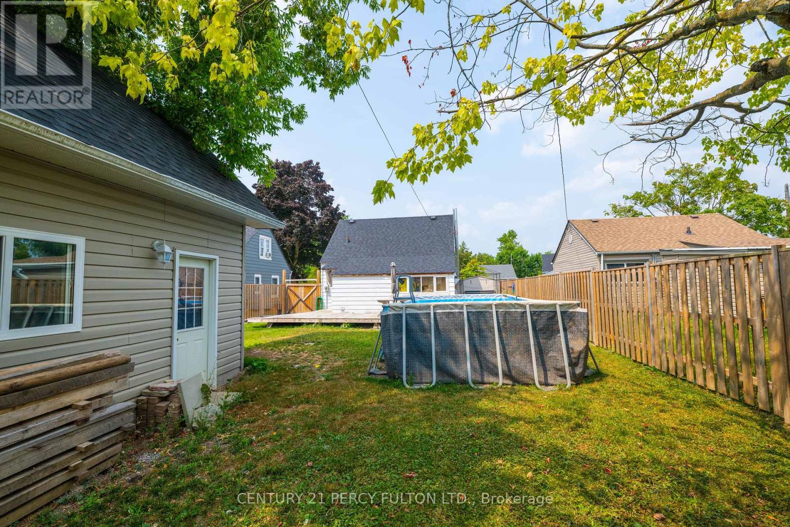 Photo 29 of 253 Princess Elizabeth Crescent, Kawartha Lakes ON