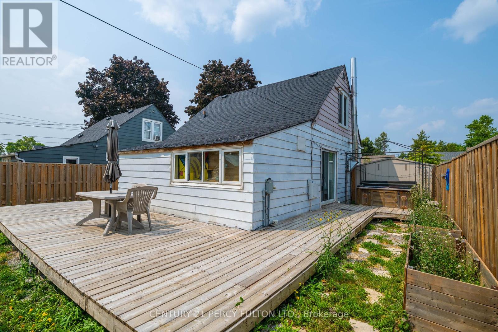 Photo 8 of 253 Princess Elizabeth Crescent, Kawartha Lakes ON