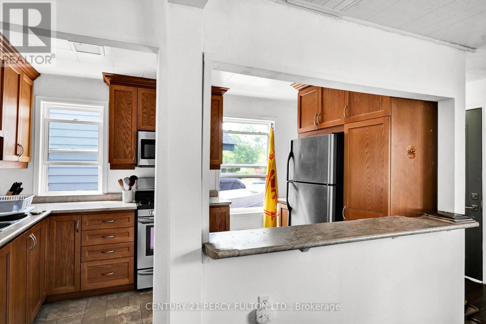 Photo 21 of 253 Princess Elizabeth Crescent, Kawartha Lakes ON