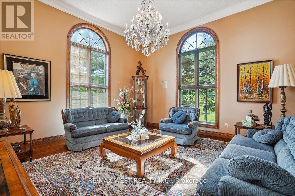Photo 8 of 1630 Pelham Street, Pelham ON