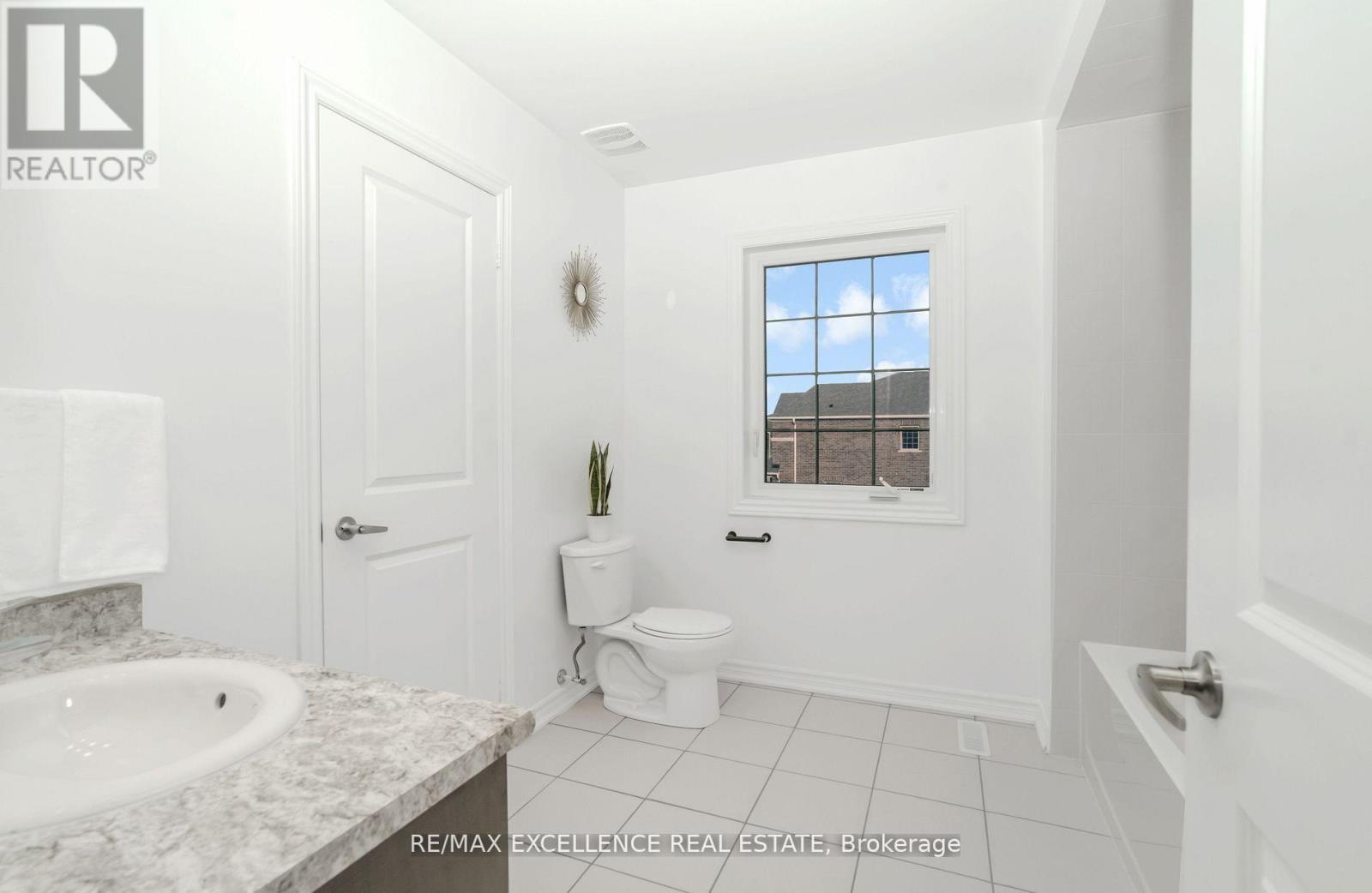 Photo 1 of 439 Vandusen Avenue, Southgate ON