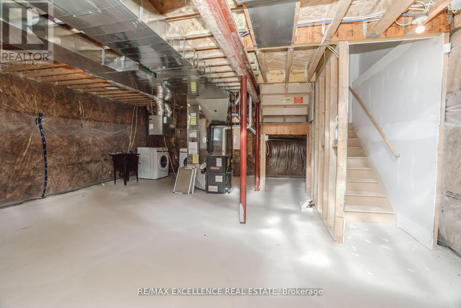 Photo 5 of 439 Vandusen Avenue, Southgate ON