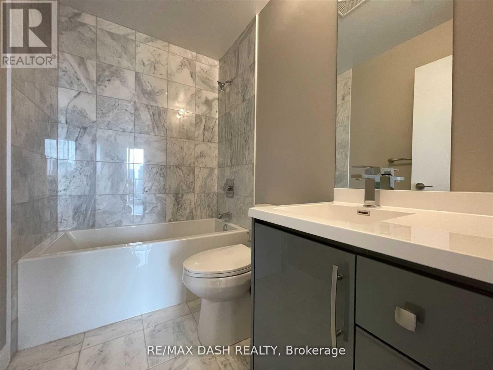 Photo 16 of Lph 01 181 Huron Street, Toronto ON