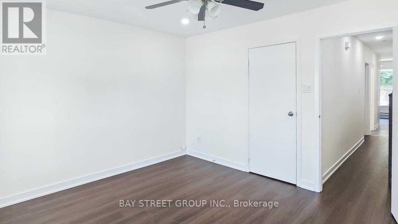 Photo 22 of Upper 859 1 2 Bathurst Street, Toronto ON