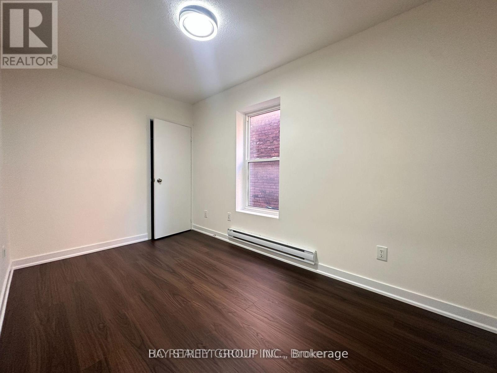 Photo 18 of Upper 859 1 2 Bathurst Street, Toronto ON