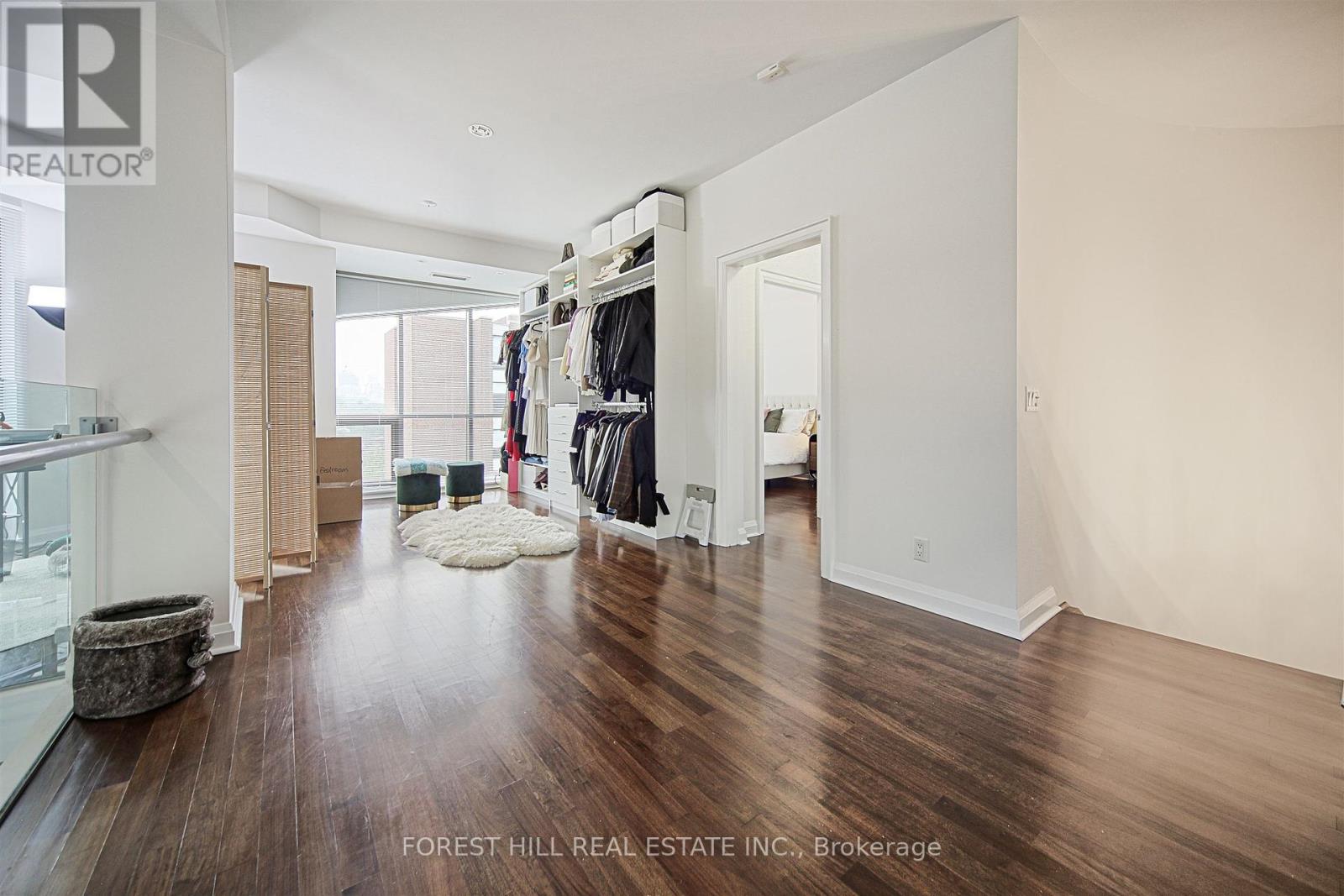 Photo 23 of 501 3 Mcalpine Street, Toronto ON