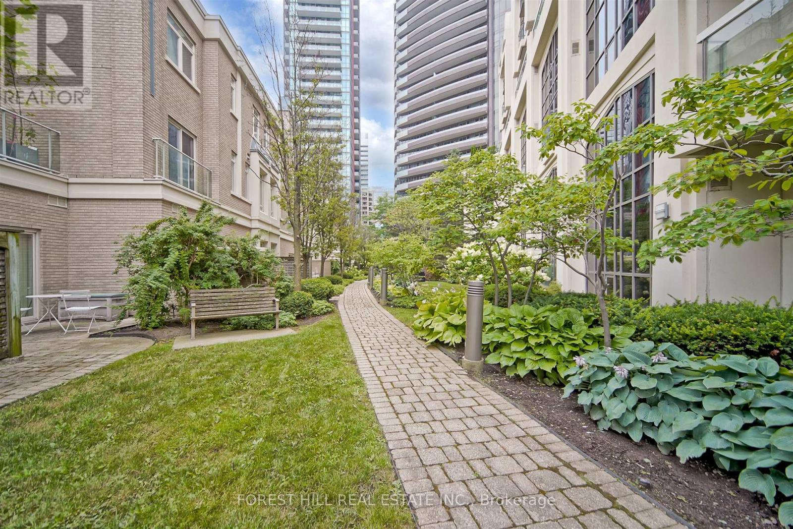 Photo 38 of 501 3 Mcalpine Street, Toronto ON