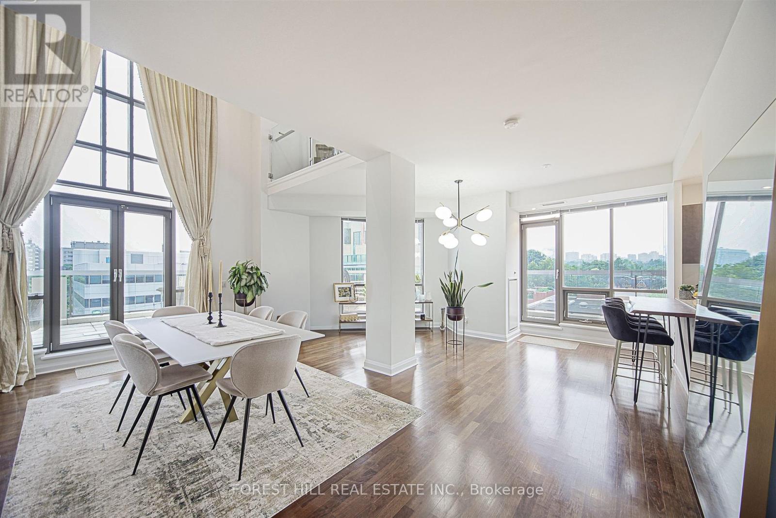 Photo 8 of 501 3 Mcalpine Street, Toronto ON