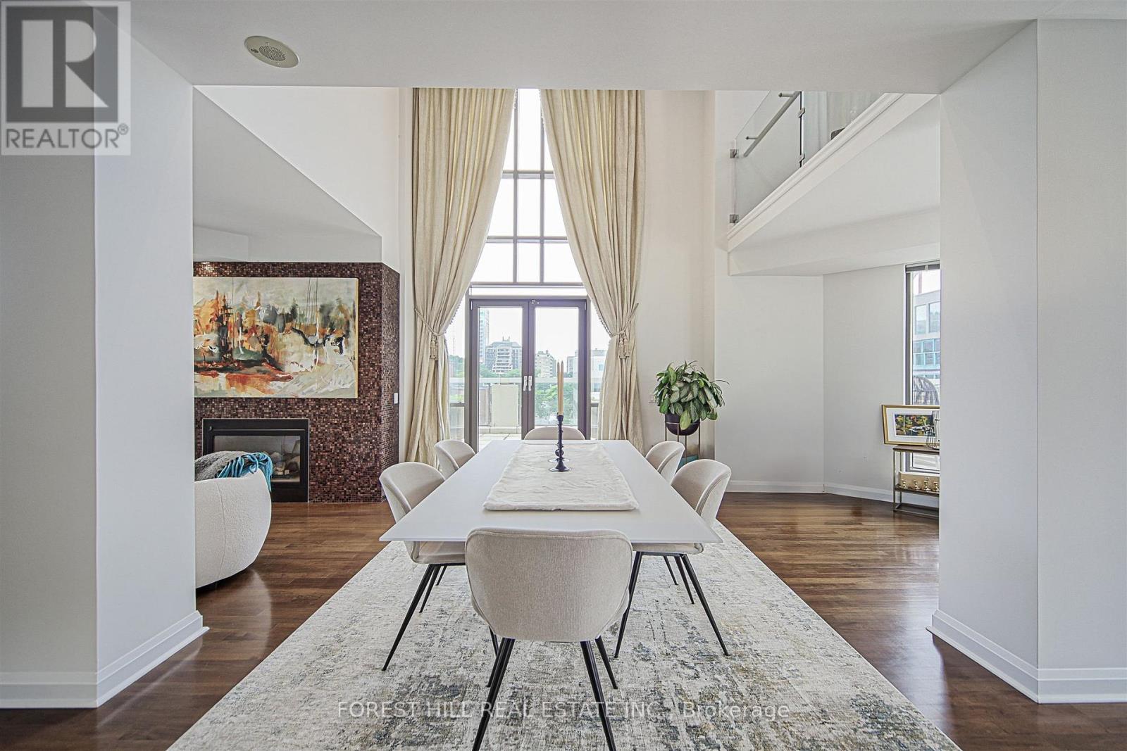 Photo 9 of 501 3 Mcalpine Street, Toronto ON