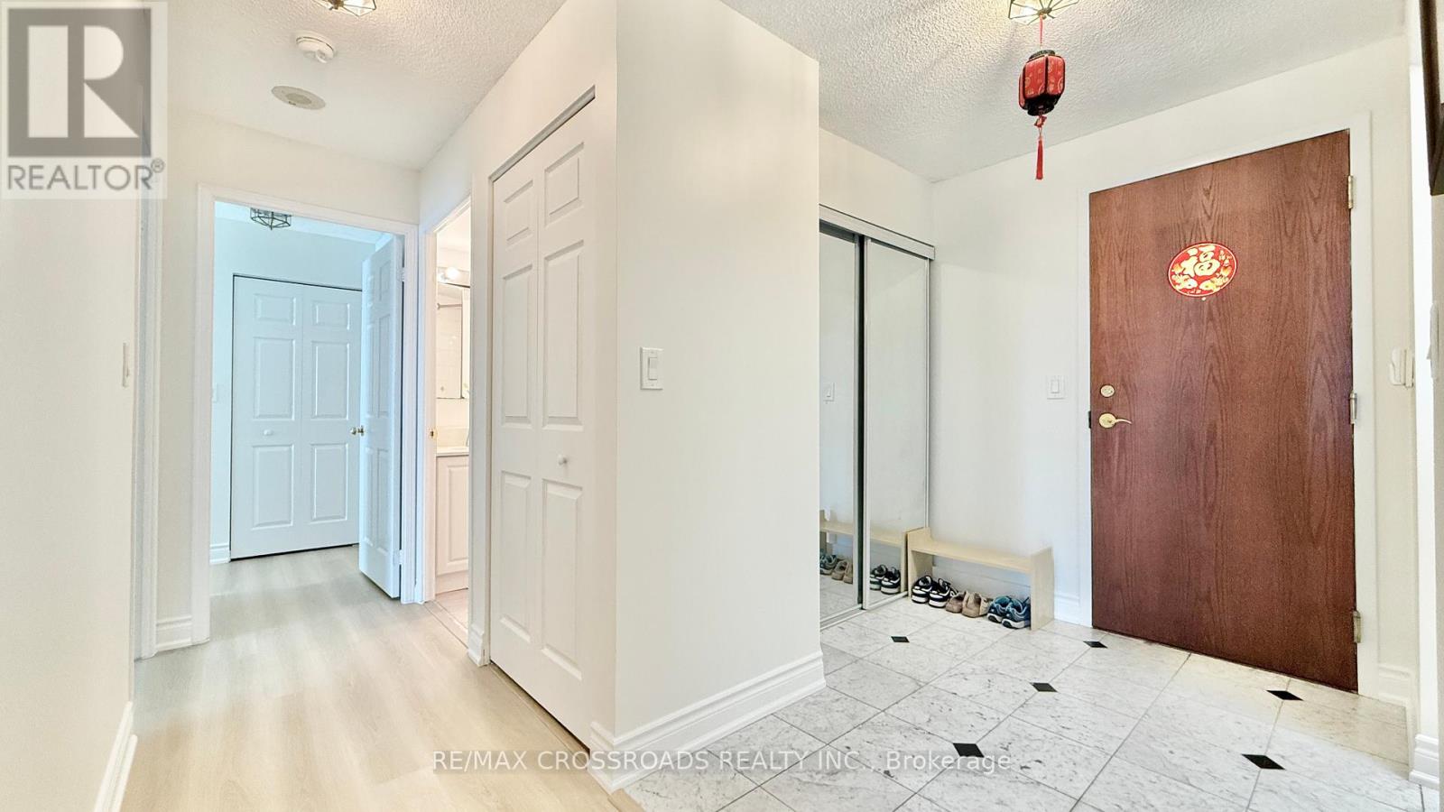 Photo 6 of 705 8 Pemberton Avenue, Toronto ON