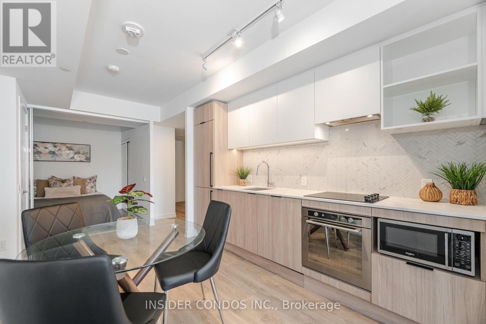 Photo 7 of 82 Dalhousie Street, Toronto ON