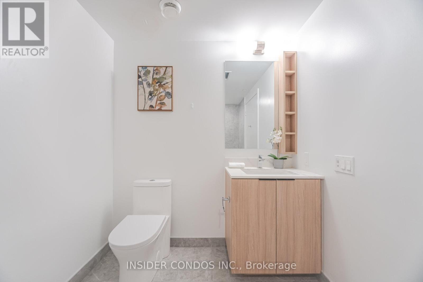 Photo 8 of 82 Dalhousie Street, Toronto ON