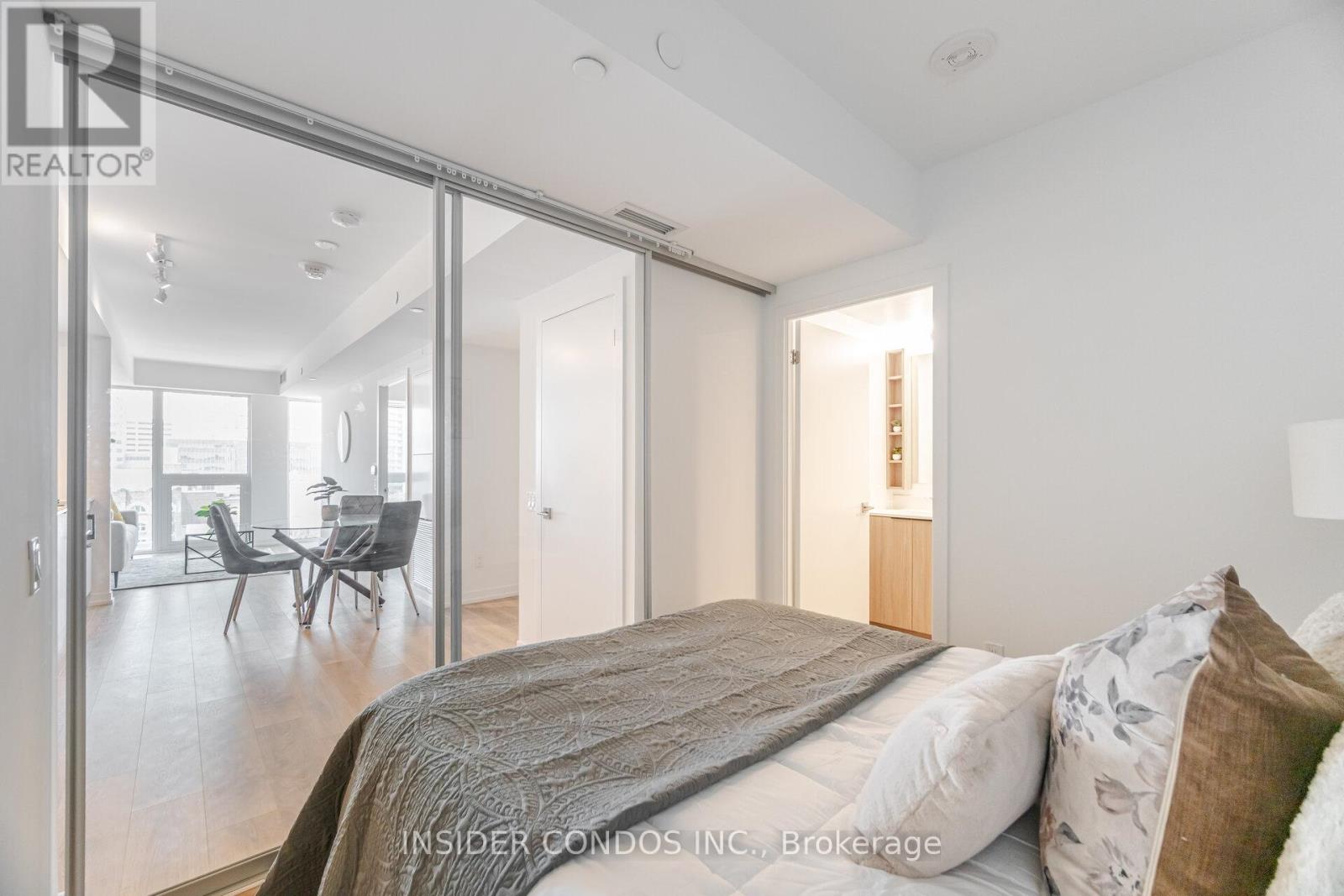 Photo 10 of 82 Dalhousie Street, Toronto ON