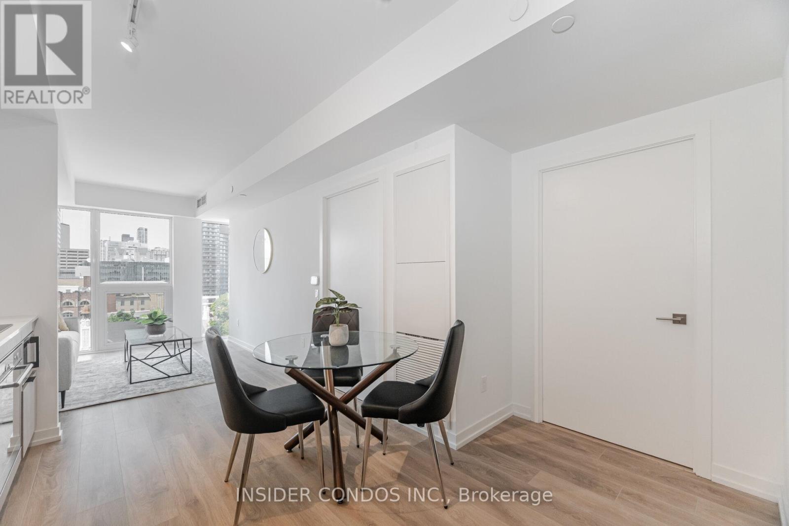 Photo 4 of 82 Dalhousie Street, Toronto ON