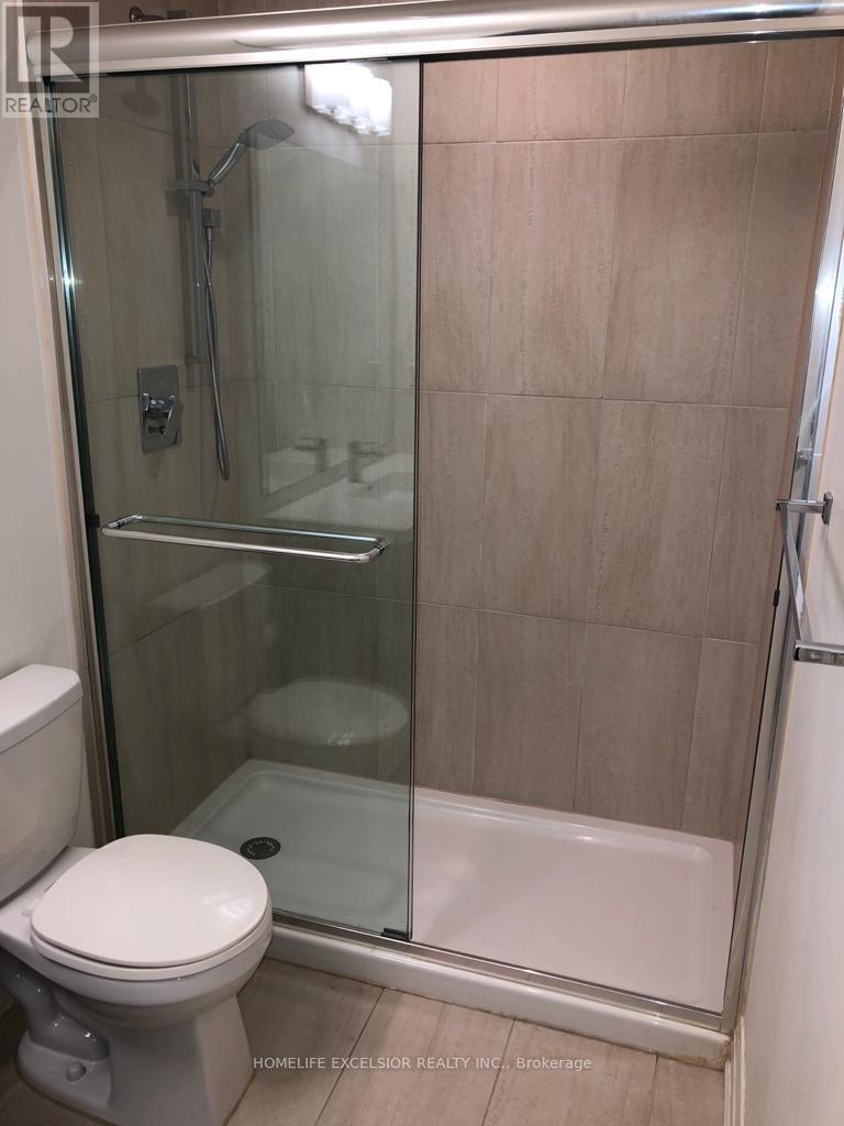 Photo 11 of Th 59 780 Sheppard Avenue E, Toronto ON
