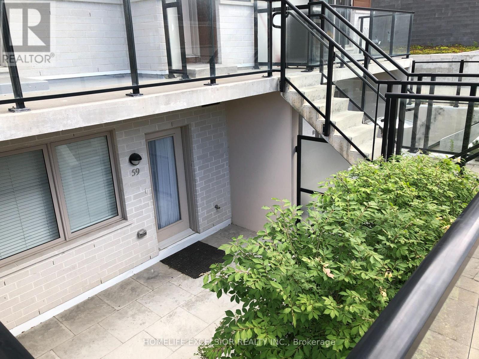 Photo 6 of Th 59 780 Sheppard Avenue E, Toronto ON