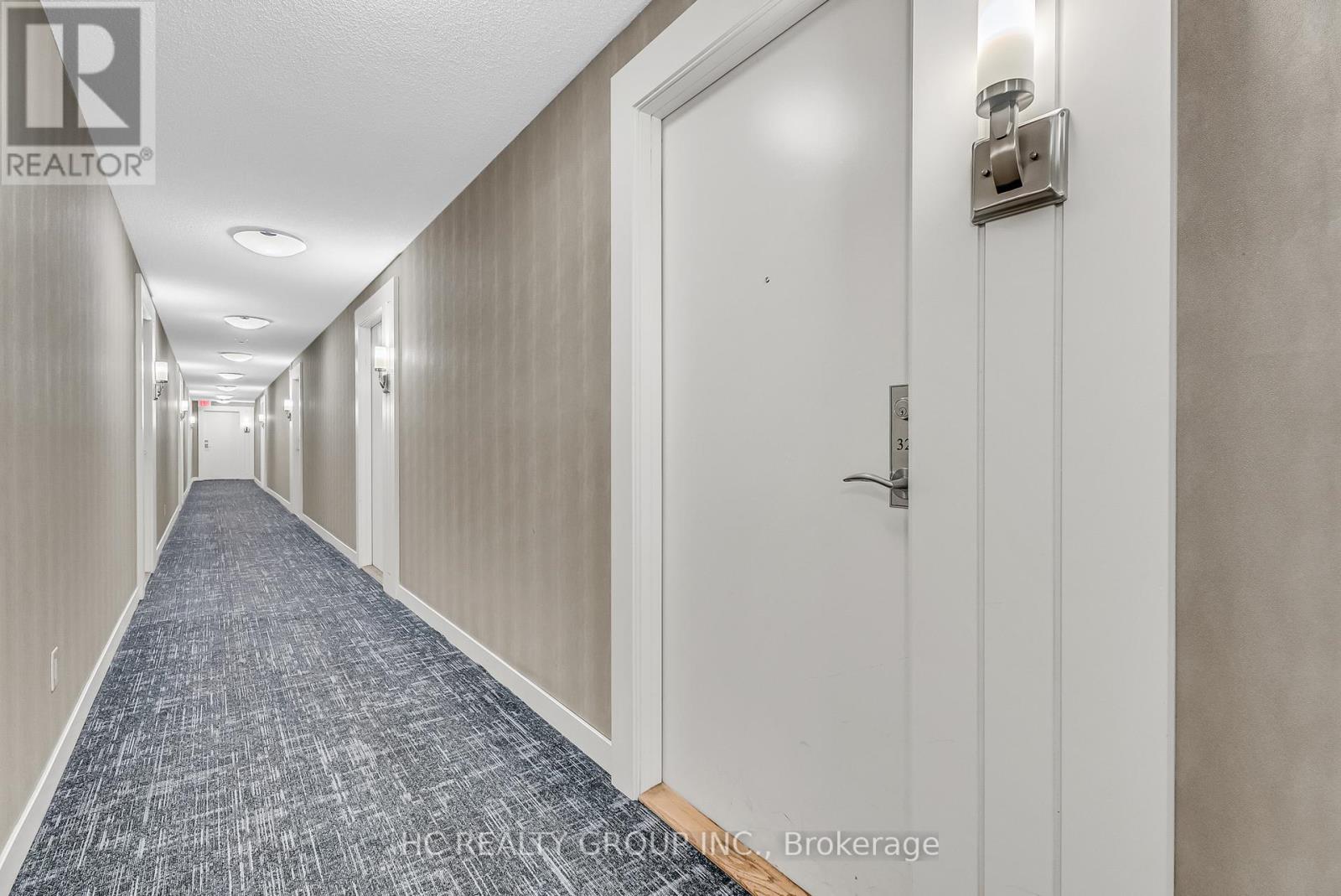 Photo 5 of 322 320 Richmond Street E, Toronto ON