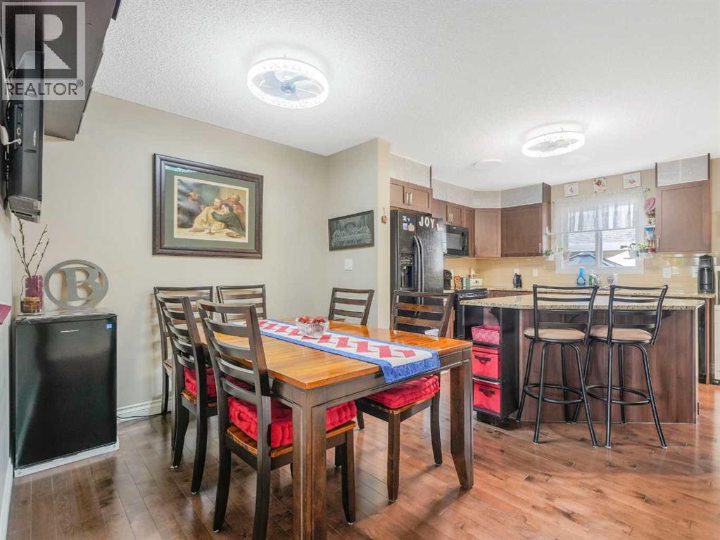 Photo 9 of 234 Robinson Drive, Leduc AB
