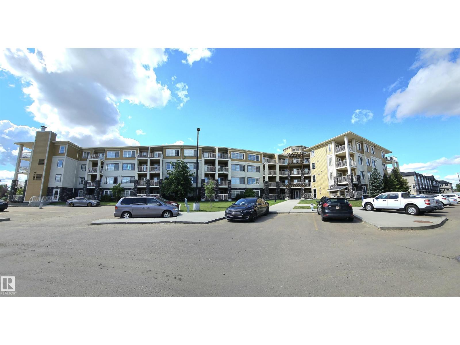 Photo 8 of 205 3670 139 Av Nw, Edmonton AB
