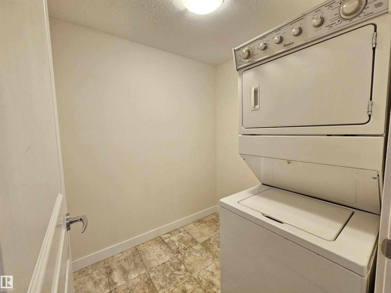 Photo 23 of 205 3670 139 Av Nw, Edmonton AB