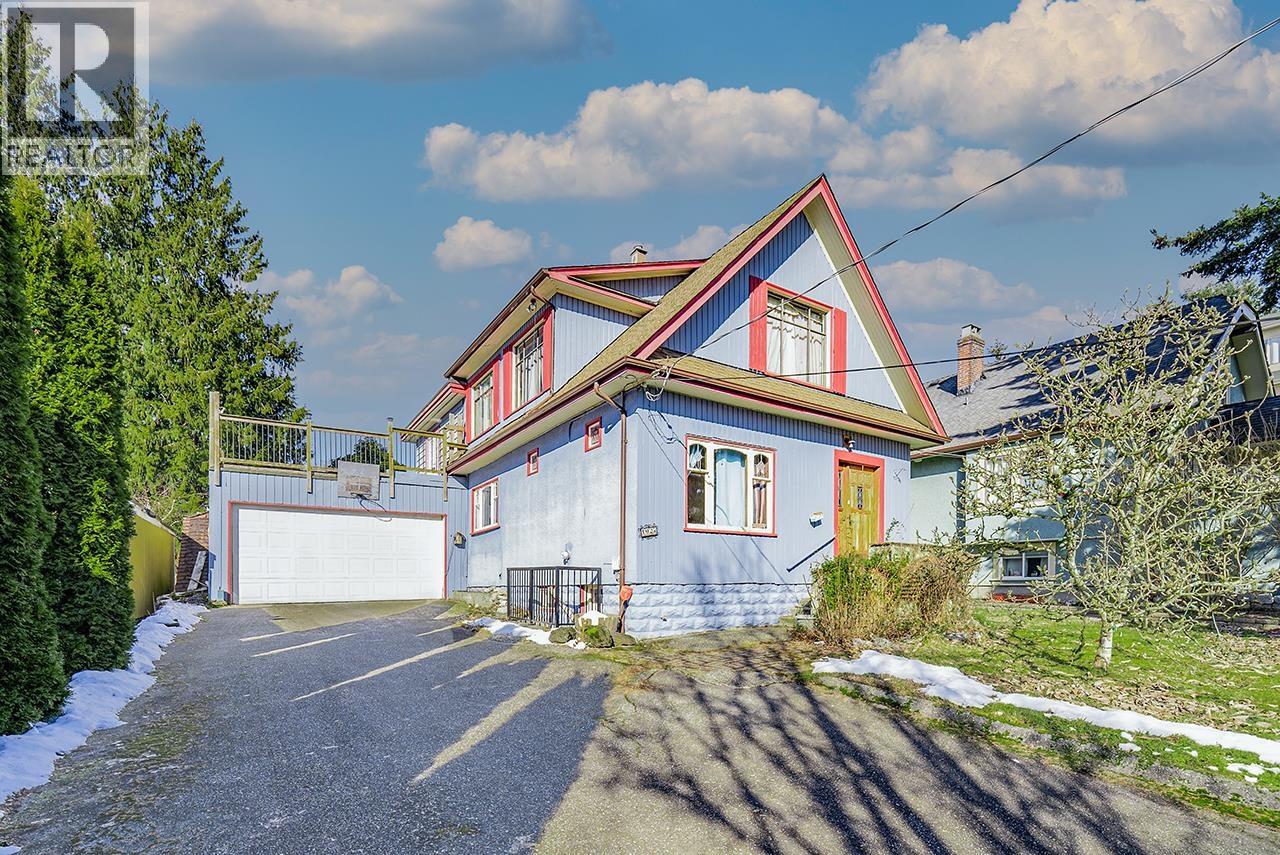 Photo 1 of 1027 Nanaimo Street, New Westminster BC