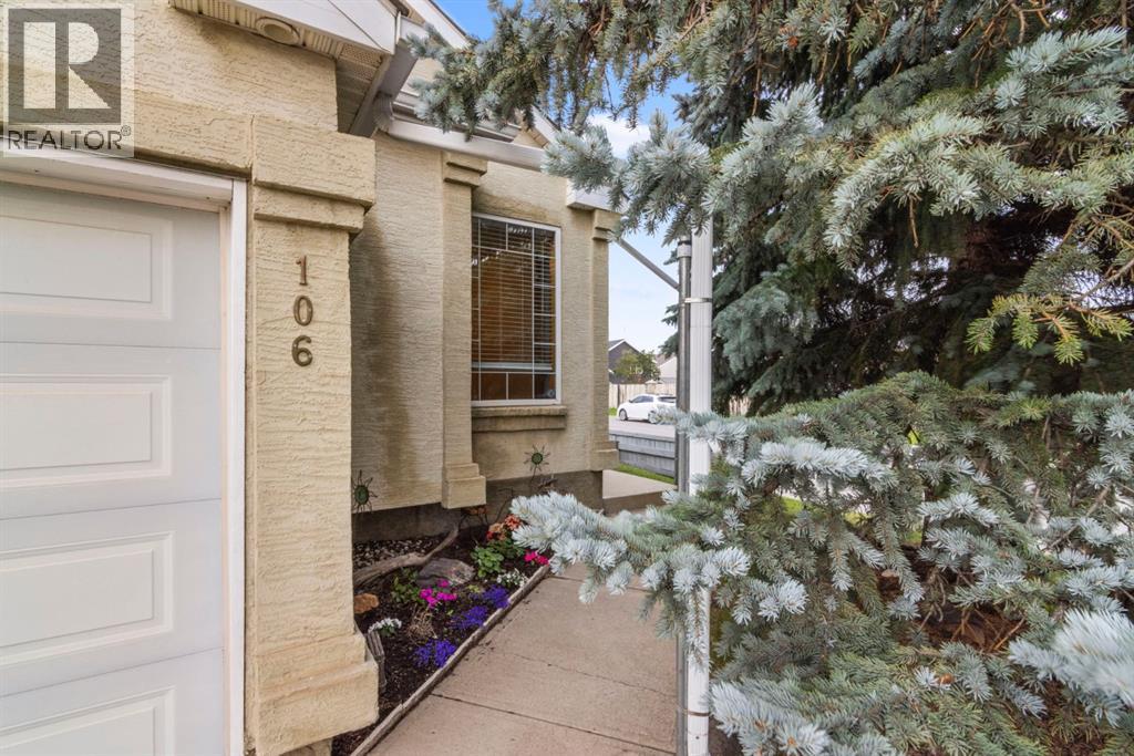 Single Family House Bungalow for Sale in  Somerset Drive SW Somerset Calgary 